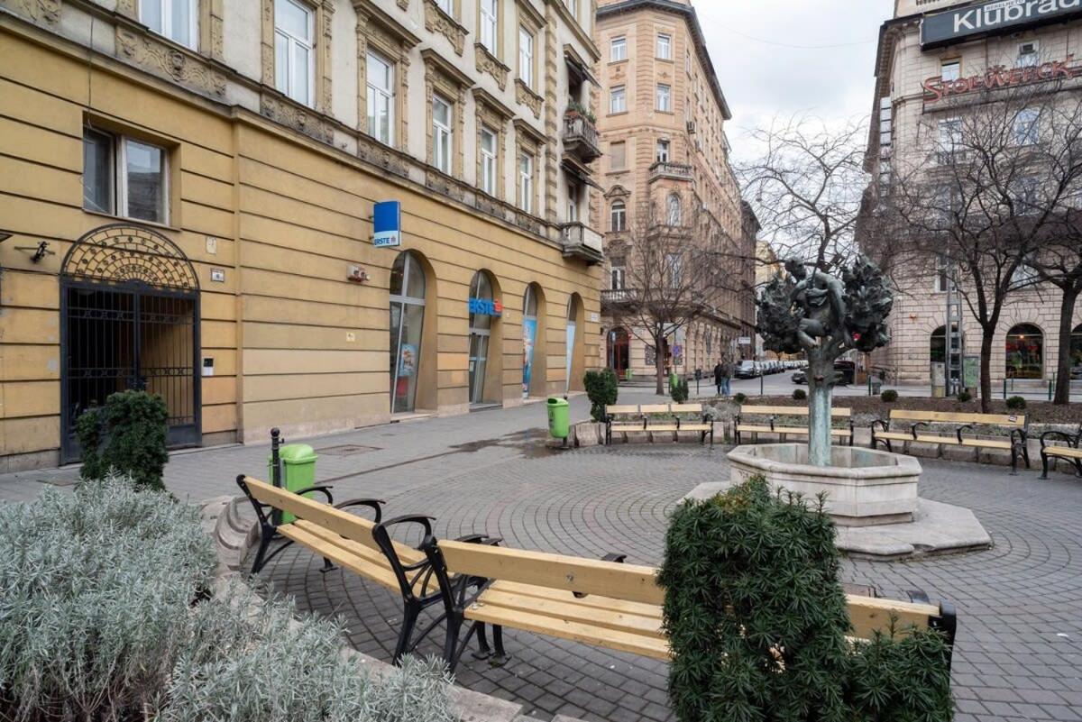 Huge Aparment In The Center With Air Conditioning Apartmán Budapešť