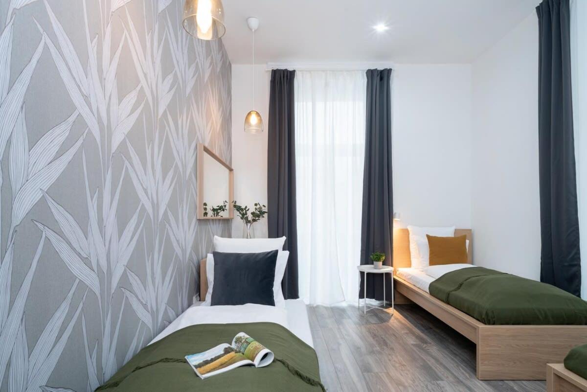 Huge Aparment In The Center With Air Conditioning Apartmán